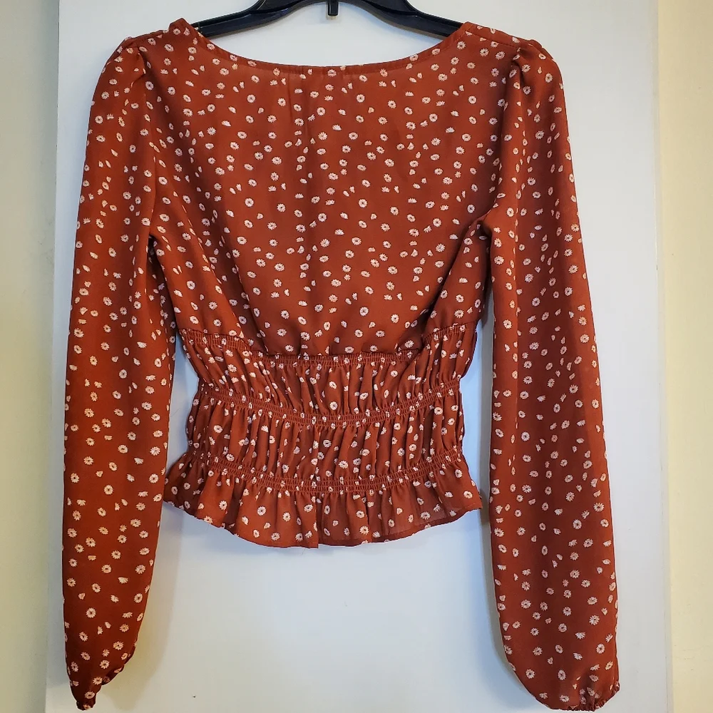Alya Boho Floral Crop Top with Elastic Waistband Long Sleeve Size S - Picture 8 of 9
